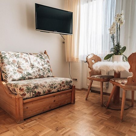 Hotel Krone Tauberrettersheim Eksteriør billede